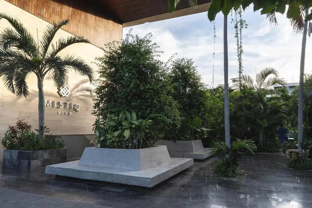 Mistiq Design Studio Gympoolrest Tulum